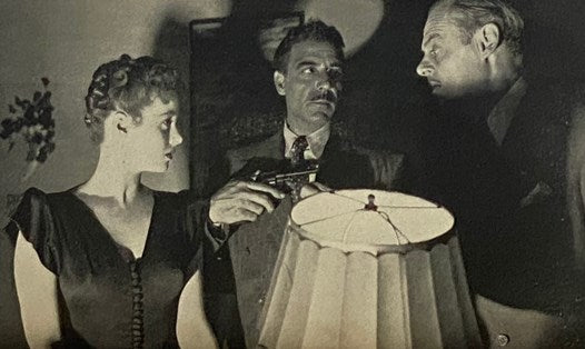 Deadline at Dawn (Photoplay Edition)