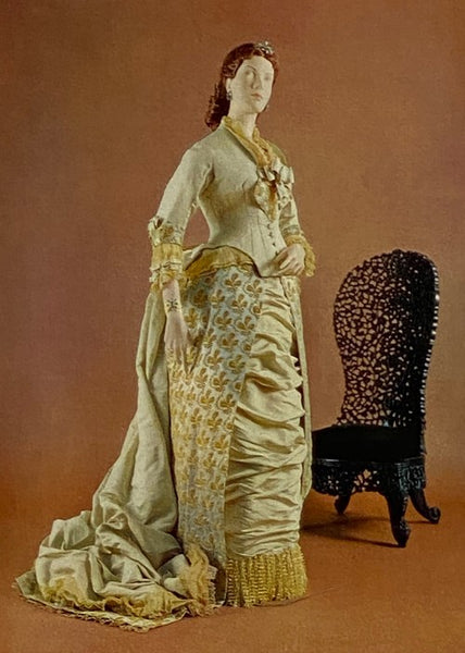 Great Costumes, 1550-1950: A Picture Book