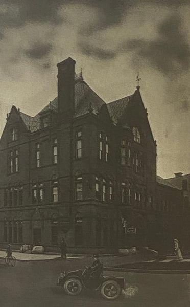 What is Wrought in the Craftsman Workshops: A Brochure Published in the Interests of the Homebuilders Club