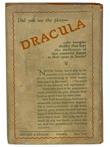 Dracula: First Play Edition [A Novel of Horror and Thrills]