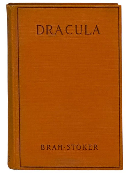 Dracula: First Play Edition [A Novel of Horror and Thrills]