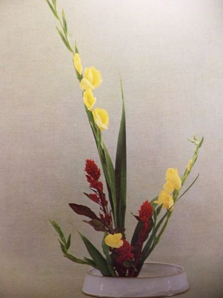 The Art of Arranging Flowers: A Complete Guide to Japanese Ikebana