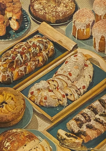Betty Crocker's Picture Cook Book [Cookbook]