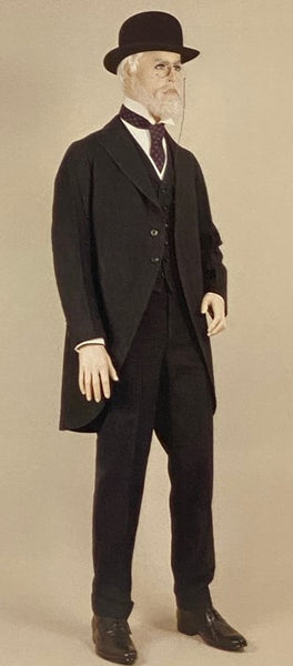 American Style and Spirit: Fashions and Lives of the Roddis Family, 1850-1995