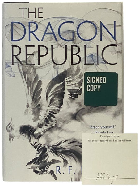 The Dragon Republic (The Poppy War Trilogy, Book 2)