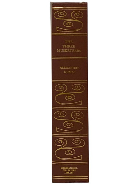 The Three Musketeers (International Collectors Library)