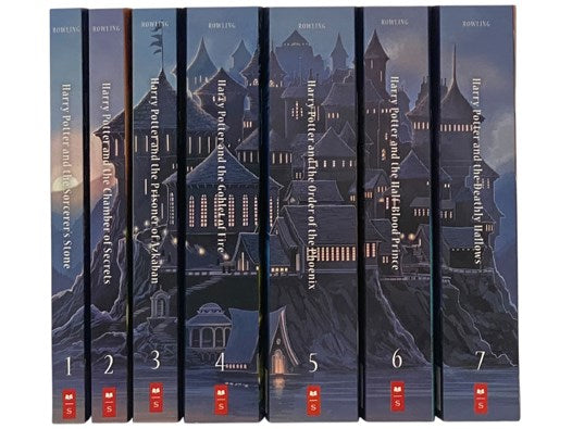 Harry Potter Seven Volume Paperback Set: Harry Potter and the Sorcerer's Stone; Harry Potter and the Chamber of Secrets; Harry Potter and the Prisoner of Azkaban; Harry Potter and the Goblet of Fire; Harry Potter and the Order of the Phoenix; Harry Potte…