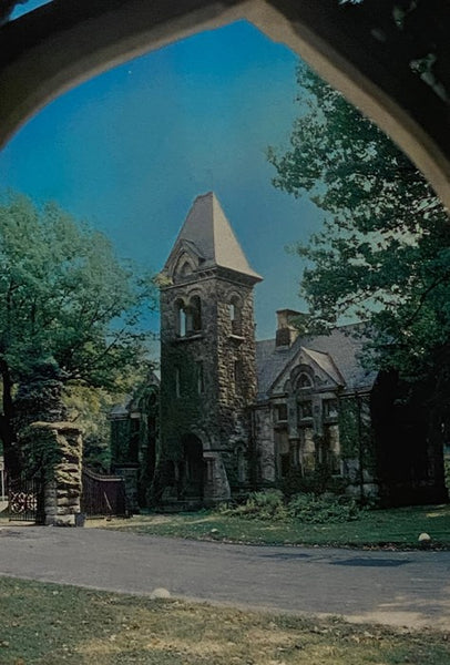 Rochester: A Panoramic History