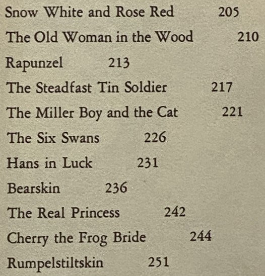 Fifty Famous Fairy Tales (The Golden Press Classics Library)