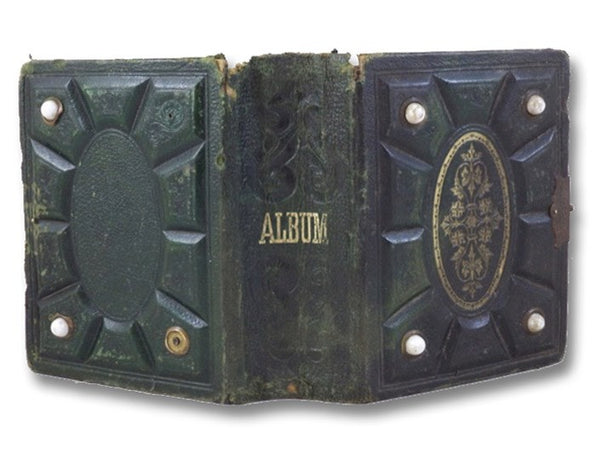 The Photographic Album [CDV / Cartes de Visite Photo Album]