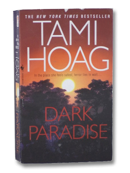Dark Paradise: A Novel