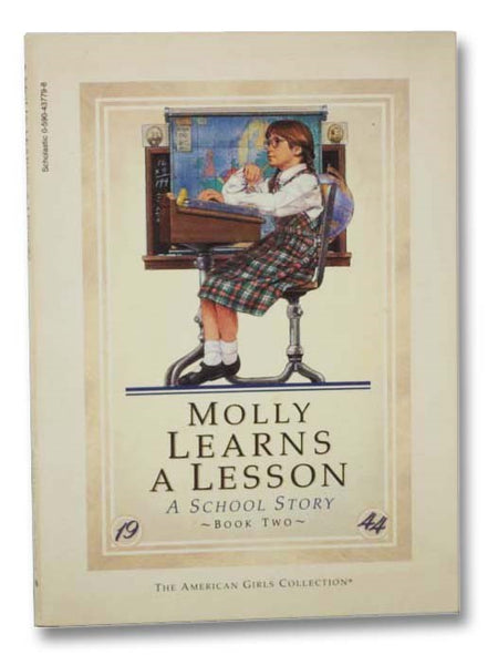 Molly Learns a Lesson: A School Story (The American Girls Collection, Book 2)