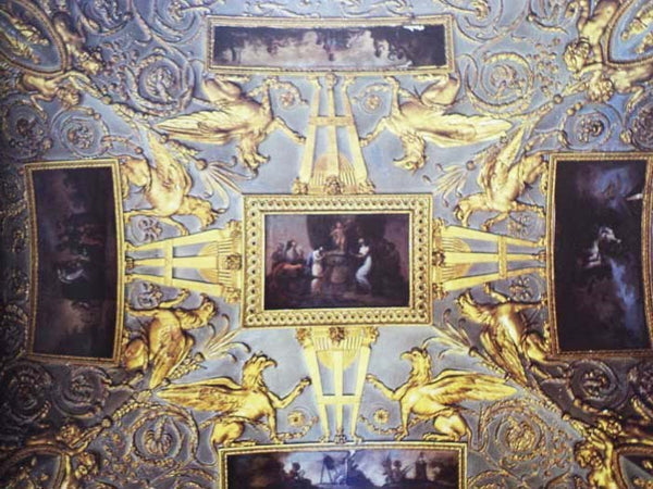 St. Petersburg: Architecture of the Tsars
