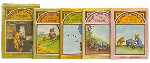Pooh's Pot o' Honey Box Set: Pooh and Piglet Go Hunting; Pooh Hears a Buzzing Noise; Pooh Goes Visiting; Eeyore Loses a Tail