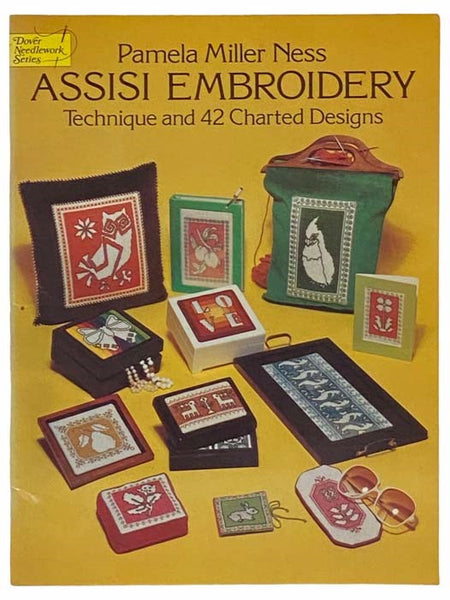 Assisi Embroidery Technique and 42 Charted Designs (Dover Needlework Series)