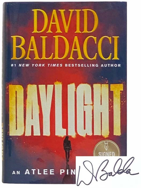 Daylight: An Atlee Pine Thriller