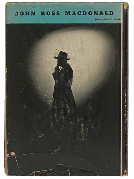 The Drowning Pool [The Lew Archer Series Book 2]