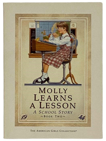 Molly Learns a Lesson: A School Story (The American Girls Collection, Book 2)