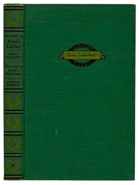 The Story of Amelia Earhart (Signature Book Series, No. 33)