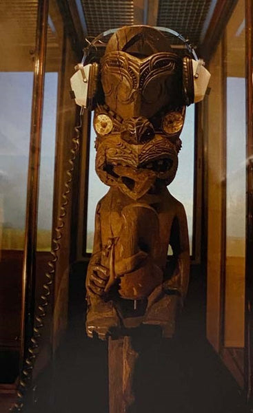 Art in Oceania: A New History