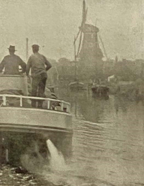 Three Vagabonds in Friesland, with a Yacht and a Camera