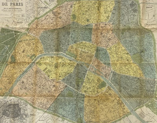Plan de Paris Divise en Vingt Arrondissements: Nouvelle Nomenclature des Rues, Boulevards, etc. de Paris Suivie de l'itineraire des Omnibus et Tramways des Metropolitans et des Rensignements sur les Musees, Ambassades, Theatres etc. [FRENCH TEXT]